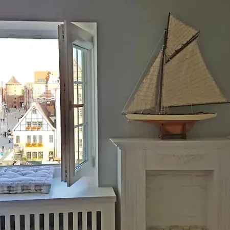 River View Sailor's Old Town