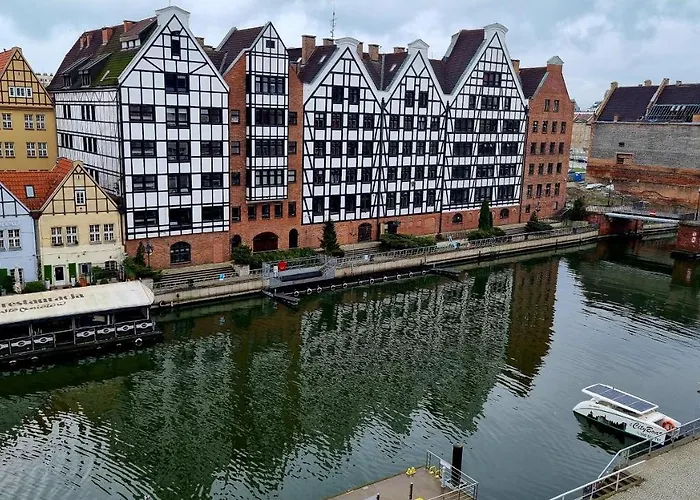 River View Sailor's Old Town *