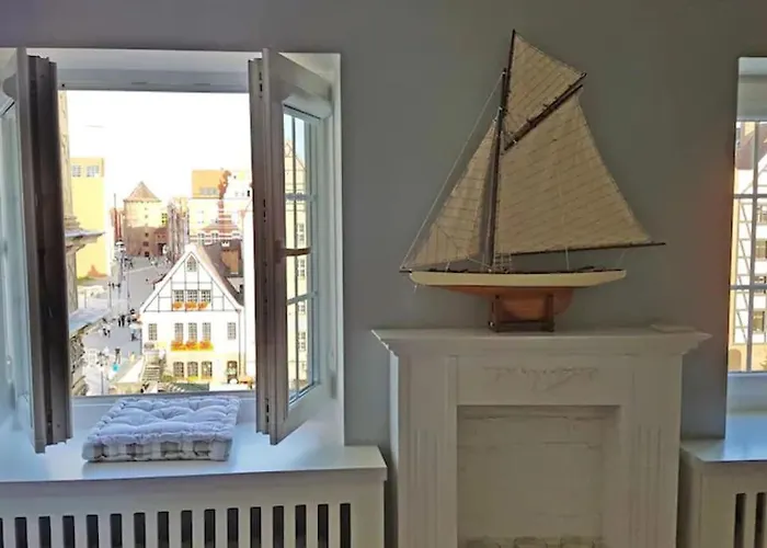 River View Sailor's Old Town