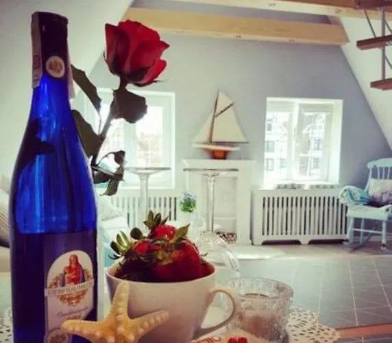 Apartment River View Sailor's Old Town