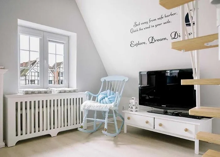 River View Sailor's Old Town